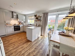 Photo 17- click for photo gallery